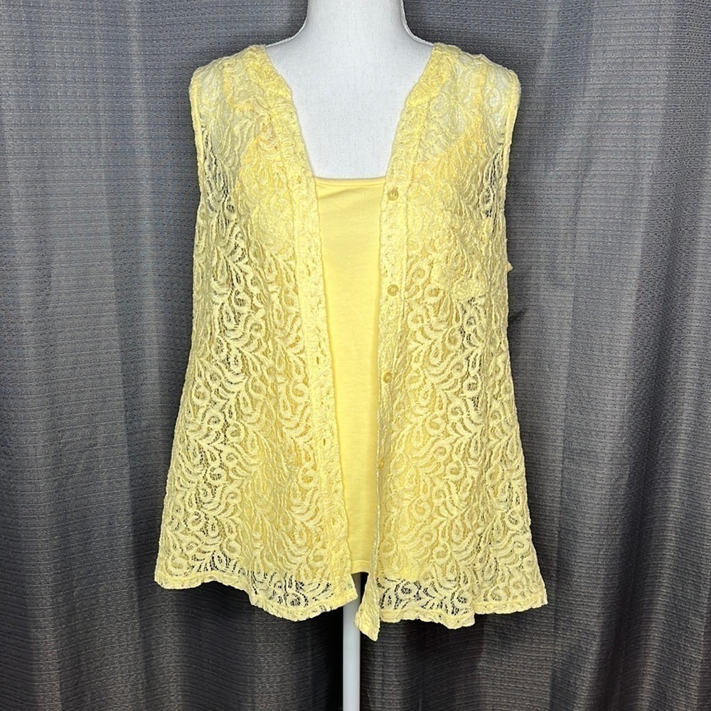 STYLE & CO SMALL TANK TOP AND SLEEVELESS LACE CAMI TWO PIECES